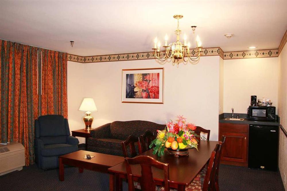 Hampton Inn Cornelia Room photo
