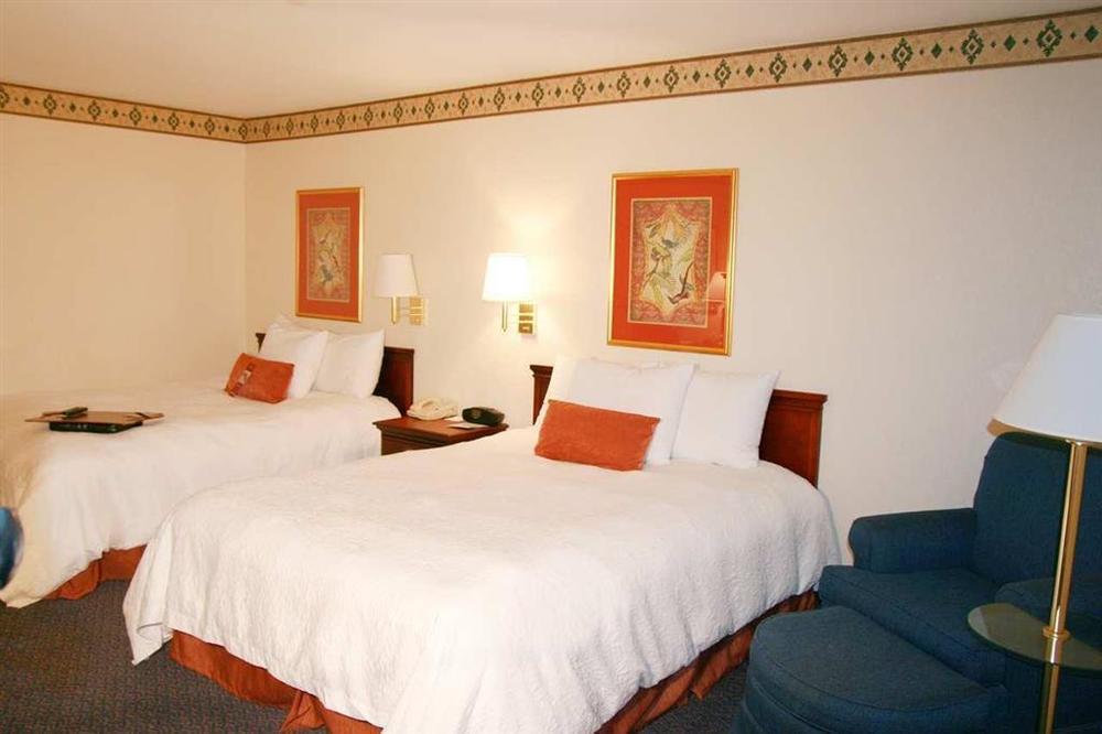 Hampton Inn Cornelia Room photo