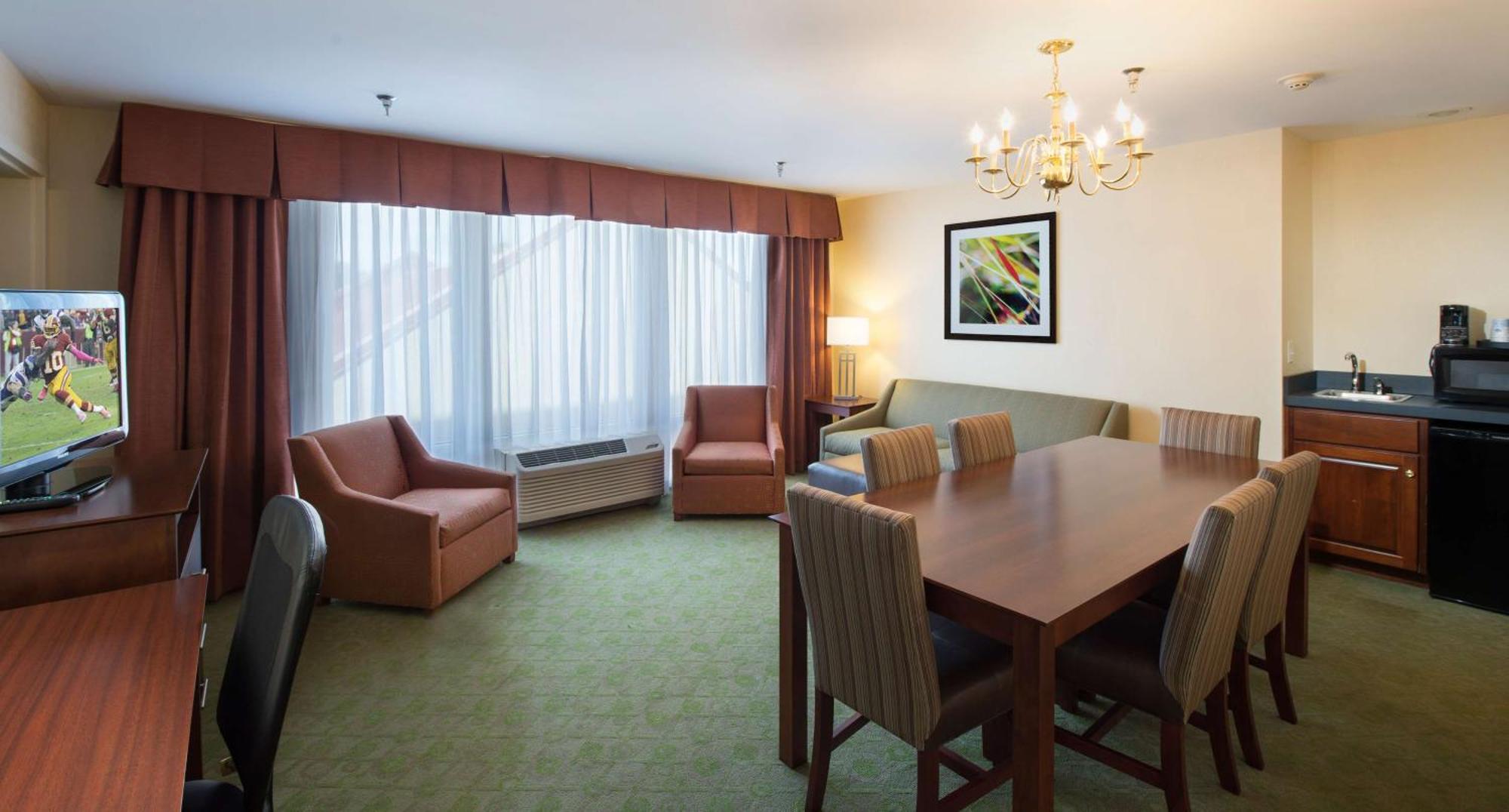 Hampton Inn Cornelia Exterior photo