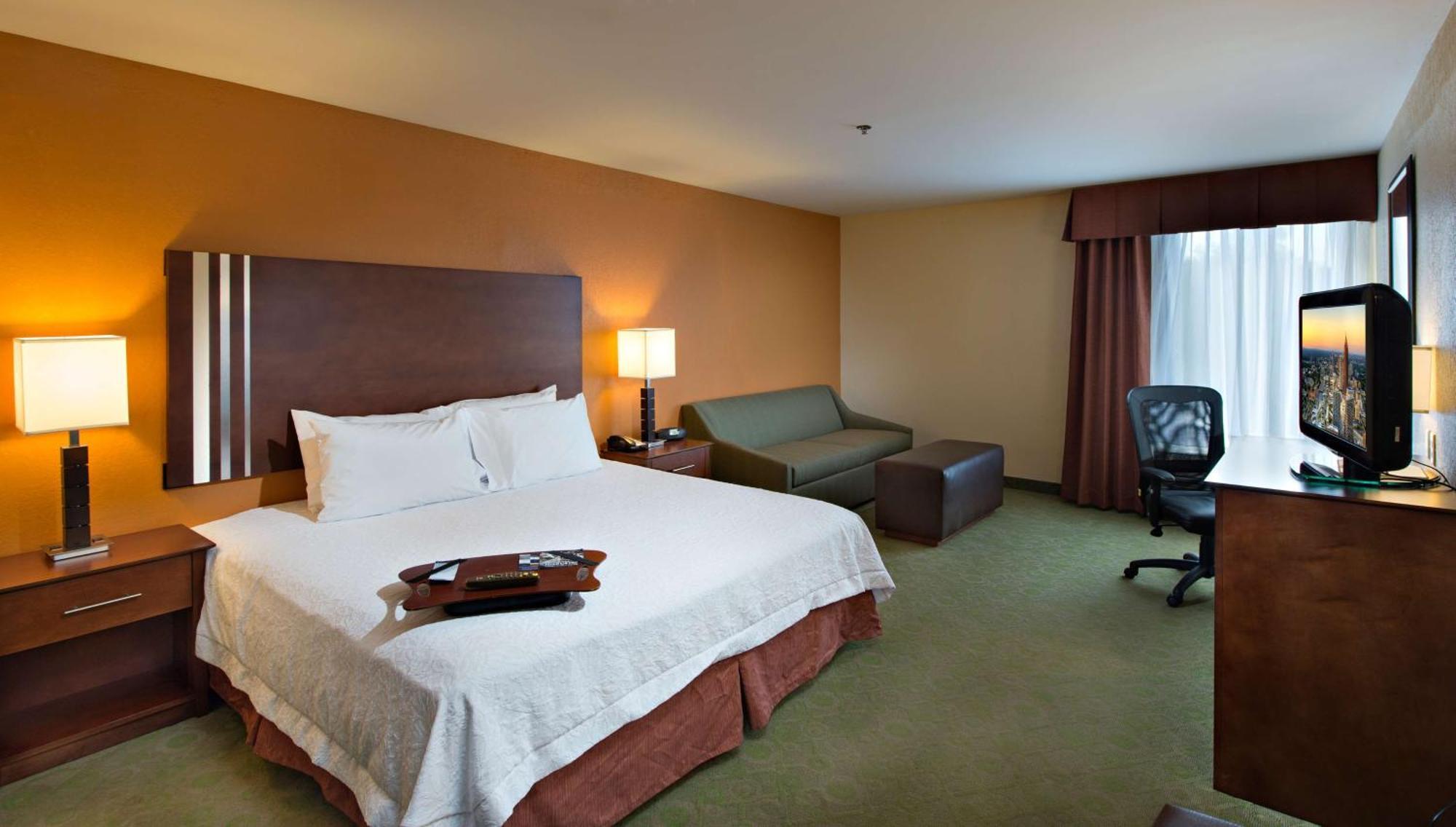 Hampton Inn Cornelia Exterior photo
