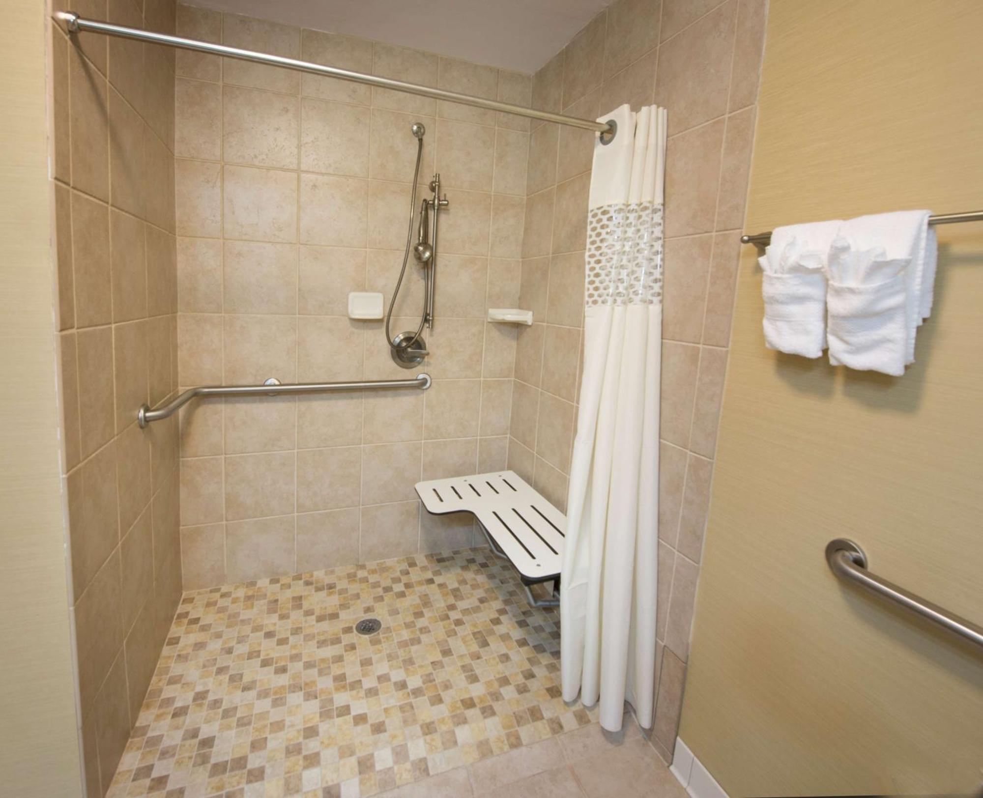 Hampton Inn Cornelia Exterior photo